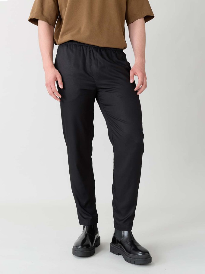 black Pants made from TENCEL™️ Lyocell from Yahmo